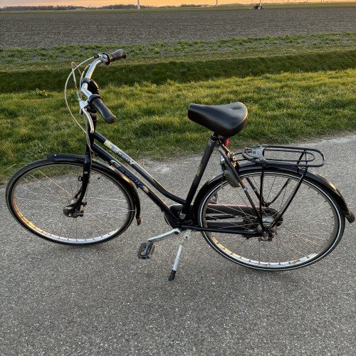 Kopen, Opknappen en verkopen van oude fiets.